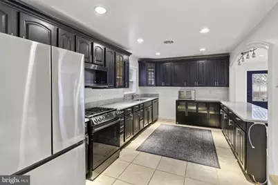 7705 Magarity Road, Falls Church, VA 22043 - Photo 14