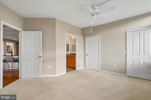 4490 Market Commons Dr, Fairfax, VA 22033 - Photo 26