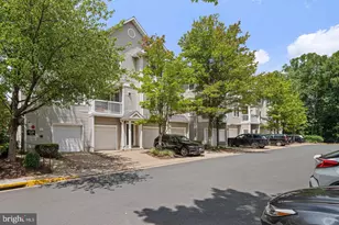 12908 Fair Briar Ln, Fairfax, VA 22033 - Photo 32