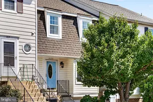 4123 Weeping Willow Ct, Chantilly, VA 20151 - Photo 2