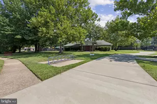 3574 Armfield Farm Dr, Chantilly, VA 20151 - Photo 36
