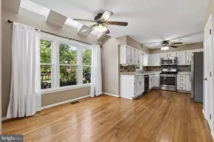 3574 Armfield Farm Dr, Chantilly, VA 20151 - Photo 6