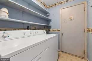 3574 Armfield Farm Dr, Chantilly, VA 20151 - Photo 20