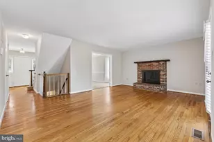 3574 Armfield Farm Dr, Chantilly, VA 20151 - Photo 8