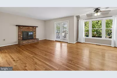 3574 Armfield Farm Drive, Chantilly, VA 20151 - Photo 10