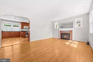 6334 Edgemoor Ln, Alexandria, VA 22312 - Photo 8
