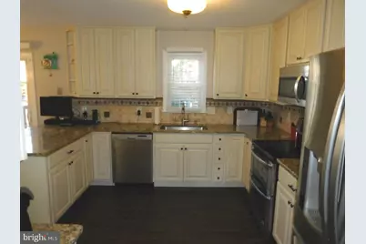 6010 Southward Way, Alexandria, VA 22315 - Photo 10