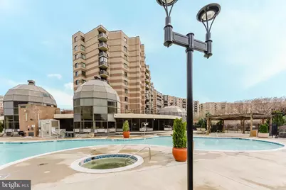 8370 Greensboro Drive #610, McLean, VA 22102 - Photo 34