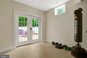 8305 Covington Woods Ct, Springfield, VA 22153 - Photo 30