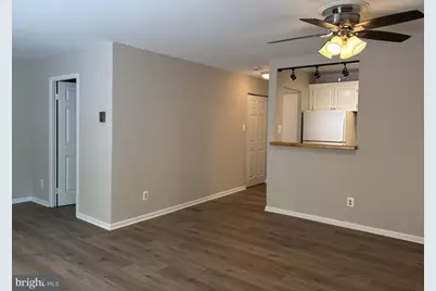 6001 Arlington Boulevard #307, Falls Church, VA 22044 - Photo 12