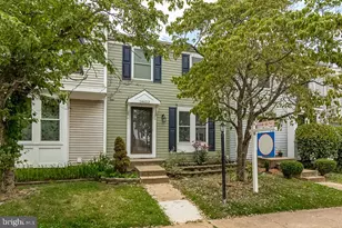 14623 Stone Crossing Ct, Centreville, VA 20120 - Photo 2