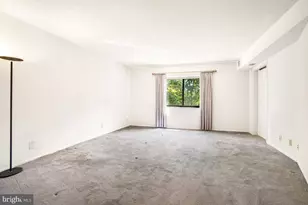 5904 Mt Eagle Dr, Alexandria, VA 22303 - Photo 18