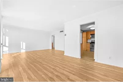 6800 Fleetwood Road #619, McLean, VA 22101 - Photo 12