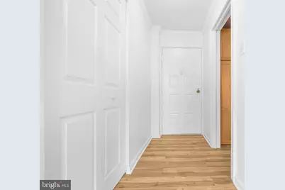 6800 Fleetwood Road #619, McLean, VA 22101 - Photo 2