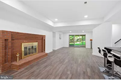 905 Falls Bridge Lane, Great Falls, VA 22066 - Photo 40