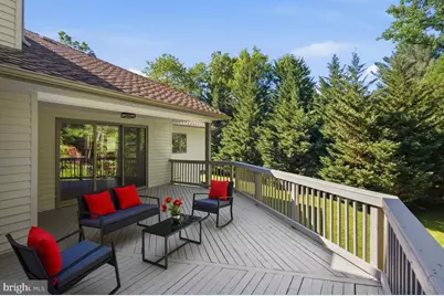 905 Falls Bridge Lane, Great Falls, VA 22066 - Photo 36