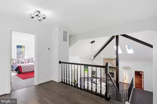 905 Falls Bridge Ln, Great Falls, VA 22066 - Photo 20