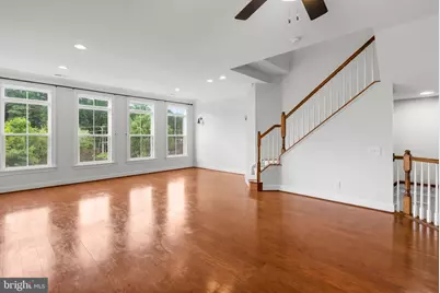 9655 Pullman Place, Fairfax, VA 22031 - Photo 8