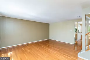 6580 Lochleigh Ct, Alexandria, VA 22315 - Photo 4