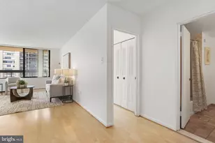 3701 S George Mason Dr, Falls Church, VA 22041 - Photo 4