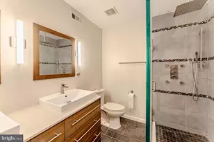 10220 Baltusrol Ct, Oakton, VA 22124 - Photo 18
