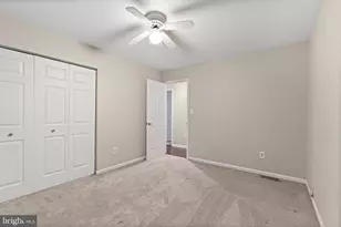 6101 Dory Landing Ct, Burke, VA 22015 - Photo 24