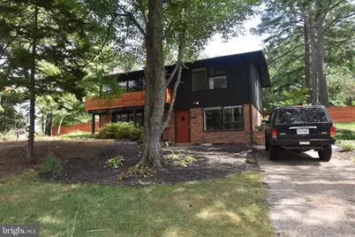 2901 Pine Spring Road, Falls Church, VA 22042 - Photo 1