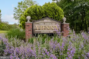 1217 Ross Dr SW, Vienna, VA 22180 - Photo 76