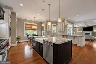 1217 Ross Dr SW, Vienna, VA 22180 - Photo 18