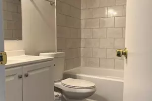 8607 Beekman Pl, Alexandria, VA 22309 - Photo 10