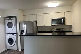 8607 Beekman Pl, Alexandria, VA 22309 - Photo 2