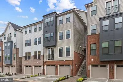 2400 Stella Place, Alexandria, VA 22303 - Photo 2