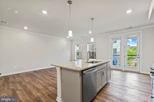 2400 Stella Pl, Alexandria, VA 22303 - Photo 8
