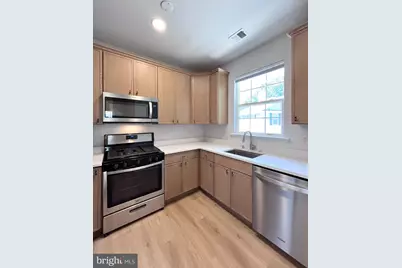 11401-R Windleaf Court #30, Reston, VA 20194 - Photo 6