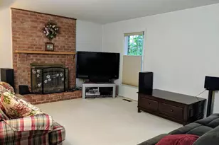 8465 Sevan Ct, Annandale, VA 22003 - Photo 4