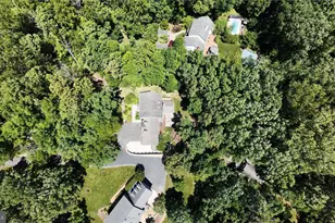 3415 Miller Heights Rd, Oakton, VA 22124 - Photo 2
