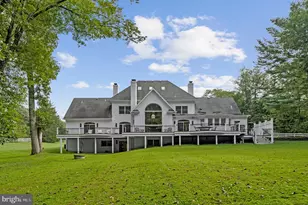 310 Springvale Rd, Great Falls, VA 22066 - Photo 98