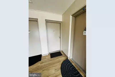 202 Park Terrace Court SE #21, Vienna, VA 22180 - Photo 18