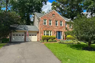 10602 Battalion Landing Ct, Burke, VA 22015 - Photo 38