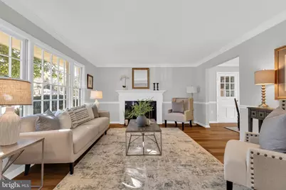 5706 Helmsdale Lane, Alexandria, VA 22315 - Photo 2