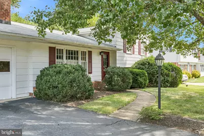 5706 Helmsdale Lane, Alexandria, VA 22315 - Photo 38