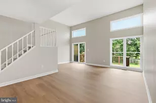 14141 Betsy Ross Ln, Centreville, VA 20121 - Photo 6
