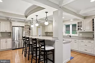 1825 Dalmation Dr, McLean, VA 22101 - Photo 16