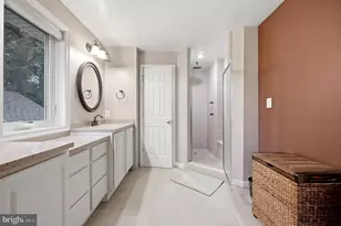 1825 Dalmation Dr, McLean, VA 22101 - Photo 38
