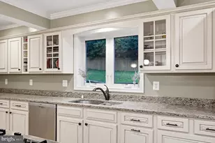 1825 Dalmation Dr, McLean, VA 22101 - Photo 18