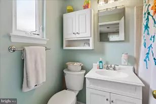 14705 Algretus Dr, Centreville, VA 20120 - Photo 24