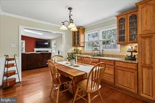 14705 Algretus Dr, Centreville, VA 20120 - Photo 16