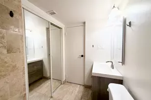 9709 Kings Crown Ct, Fairfax, VA 22031 - Photo 12