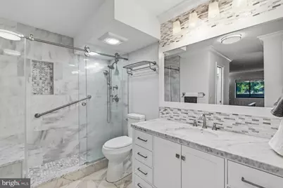 5901 Mount Eagle Drive #111, Alexandria, VA 22303 - Photo 4
