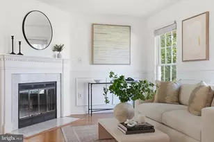 6815 Malton Ct, Centreville, VA 20121 - Photo 2
